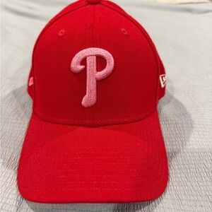 Philadelphia Phillies Breast Cancer Awareness New Era Red Cap Flex Fit S/M
